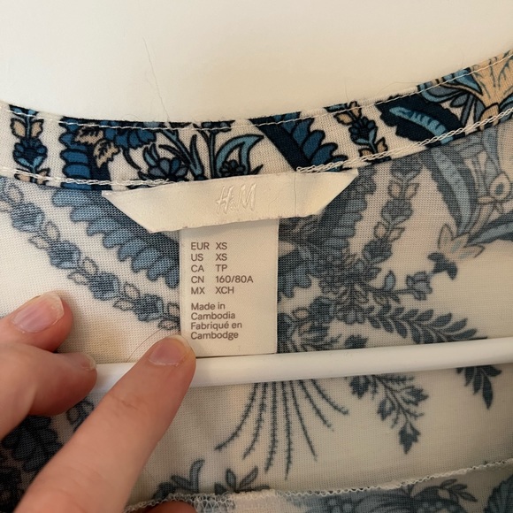 Bundle of H&M Tops - Picture 11 of 12